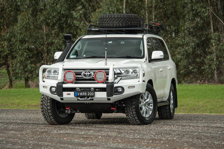 ARB Summit Stoßstange für Toyota LC200 GXL ARB Summit Stoßstange für Toyota LC200 GXL