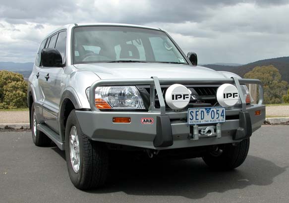 ARB-Windenstoßstange Mitsubishi Pajero V60 `03-, #3434060, grau metallic, ARB-Windenstoßstange Mitsubishi Pajero V60 `03-, #3434060, grau metallic,