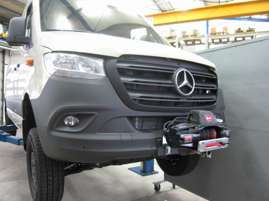 Hidden Multi-Mount Mercedes Sprinter 907 ab 2022 Hidden Multi-Mount Mercedes Sprinter 907 ab 2022