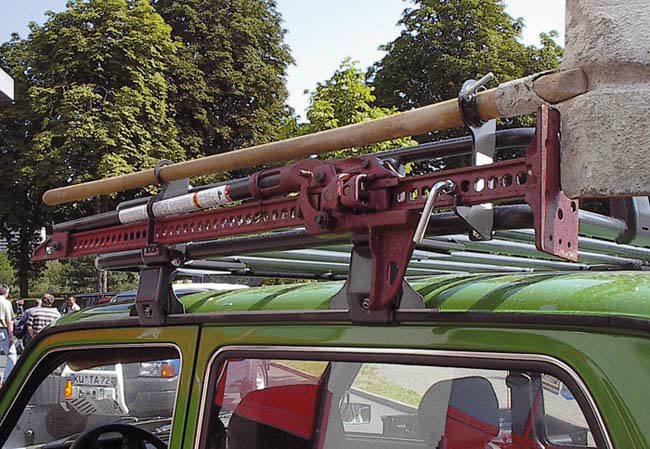 Kaymar HiLift/Schaufelhalter für ARB Dachträger Toy. J100 Kaymar HiLift/Schaufelhalter für ARB Dachträger Toy. J100