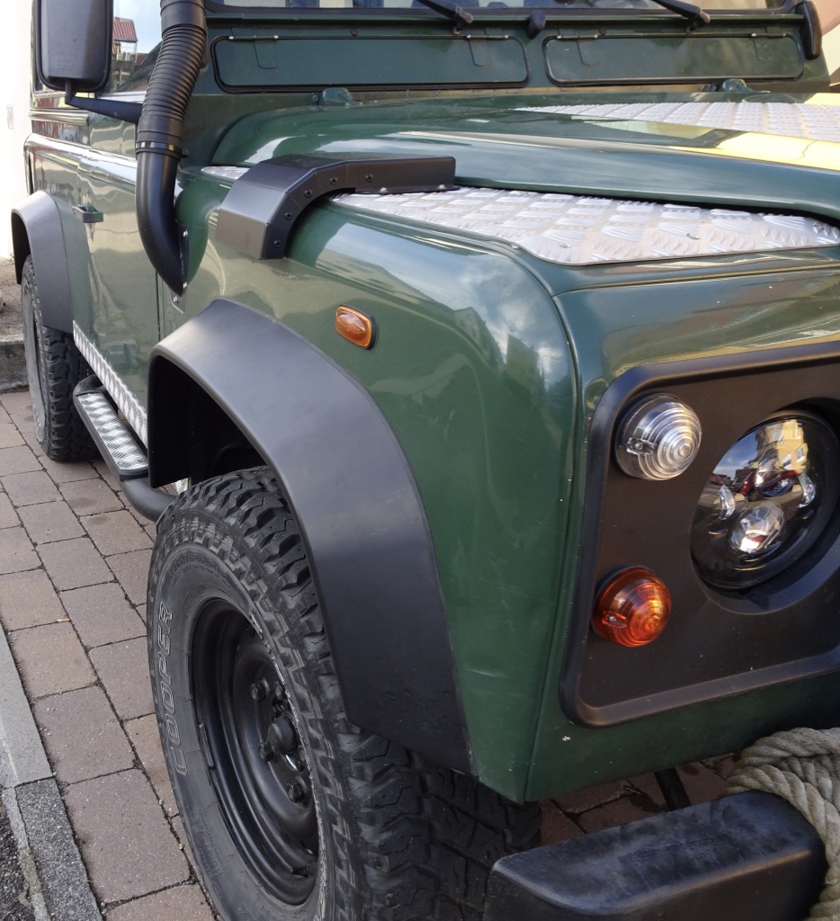 AH-sZLdlS1-xER9tBKOztg_thumb_f500a1990QTPZzLp9 Kotflügelverbreiterung Defender vorne und hinten + 30mm