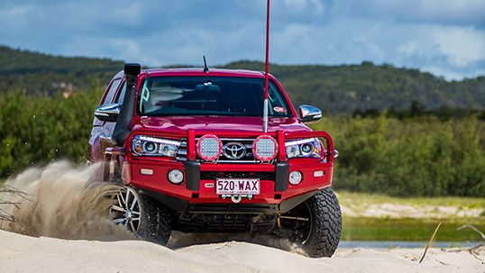 ARB-Windenstoßstange Summit Toyota Hilux Revo `15 - 06/18, ohne TÜV ARB-Windenstoßstange Summit Toyota Hilux Revo `15 - 06/18, ohne TÜV