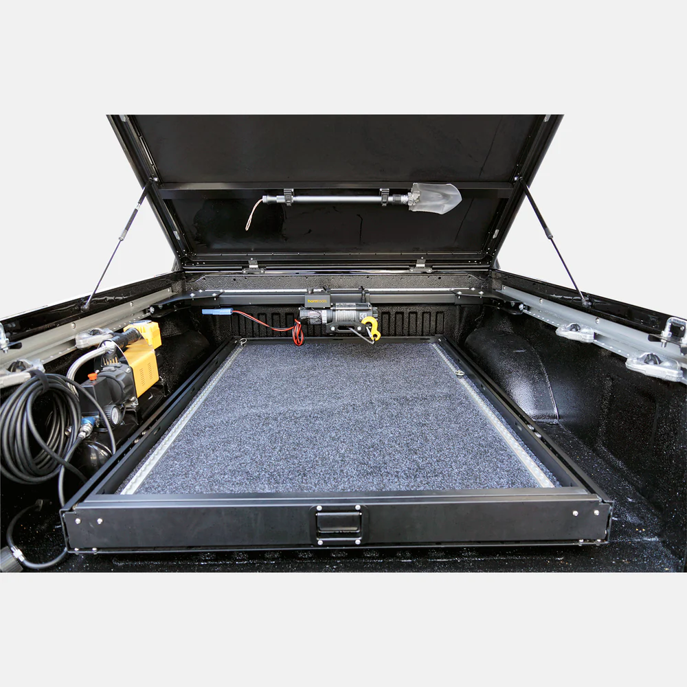 Horntools_Heckwindentrager_HPABACK033500_X_3_49e619a0-cab6-4948-9587-c0824996b3b8-png