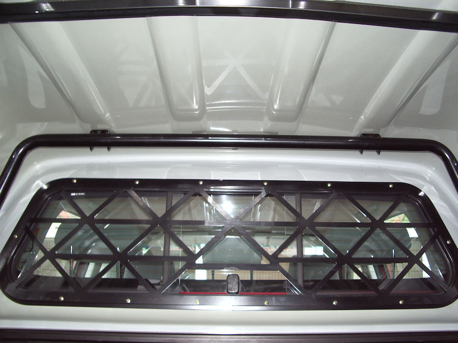 ARB Dachträgerset innen Isuzu D-Max 06/12-17 für flaches Hardtop ARB Dachträgerset innen Isuzu D-Max 06/12-17 für flaches Hardtop