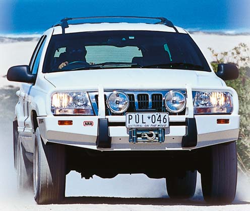 ARB Windenstoßstange Grand Cherokee WJ, #3450100, f. WARN CE-M6000-CEXP9.5 ARB Windenstoßstange Grand Cherokee WJ, #3450100, f. WARN CE-M6000-CEXP9.5