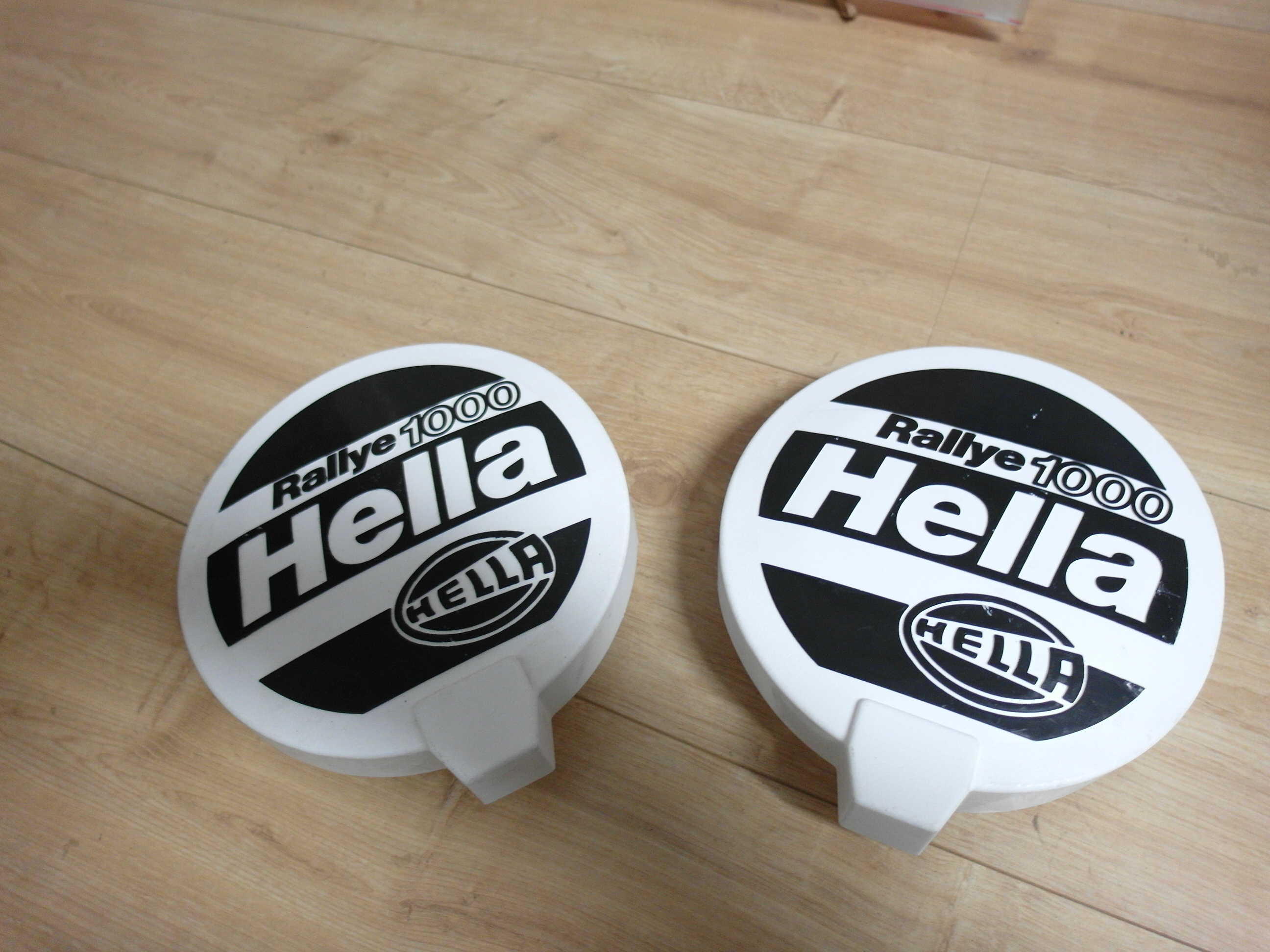 SAM_3720 Suchscheinwerferabdeckung Hella Rallye 1000