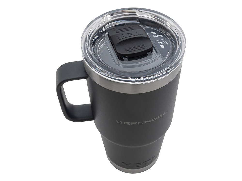 DLFL212GYA Defender x YETI Rambler Travel Mug in Grau