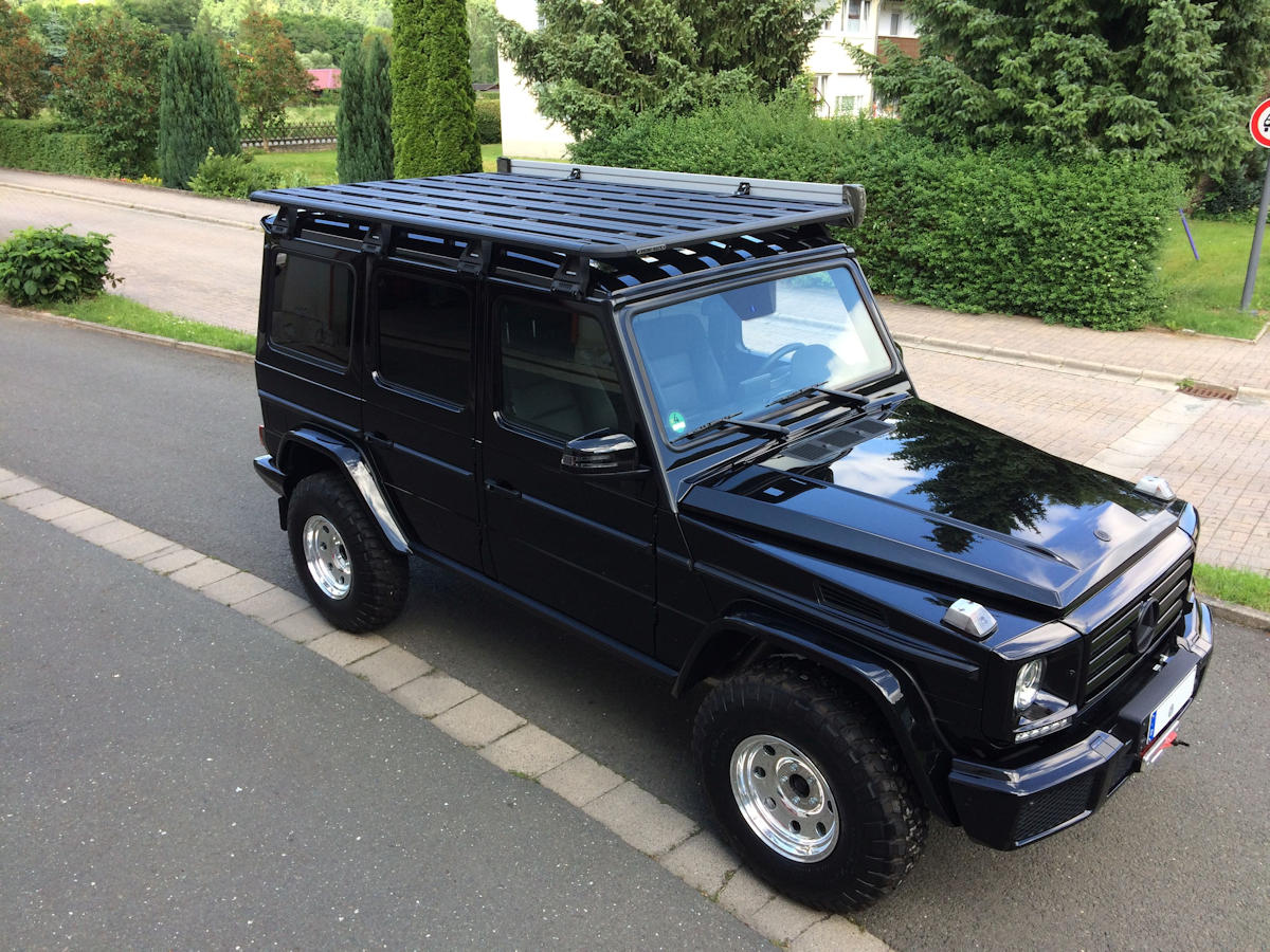 Rhino Rack Pioneer Plattform 2528x1586mm für Mercedes G, inkl. 4 Fusssätze Rhino Rack Pioneer Plattform 2528x1586mm für Mercedes G, inkl. 4 Fusssätze